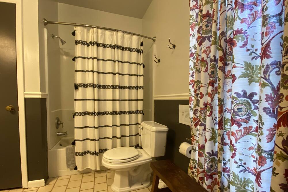 Photo of Bathroom in Linville