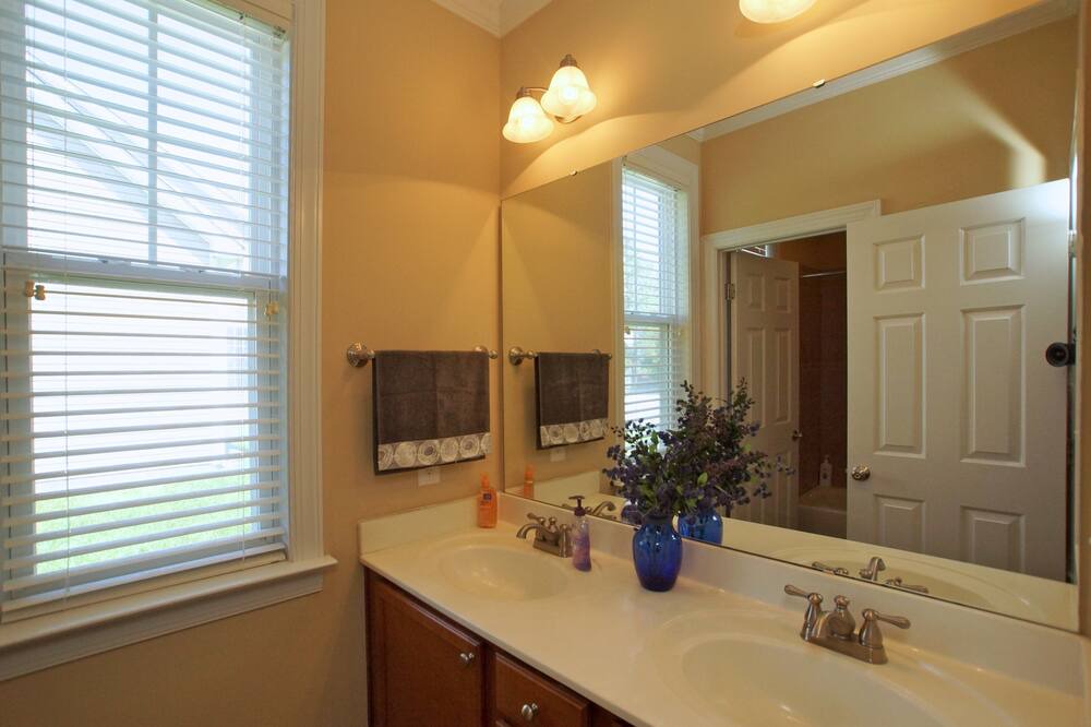Photo of Bathroom in Oxford