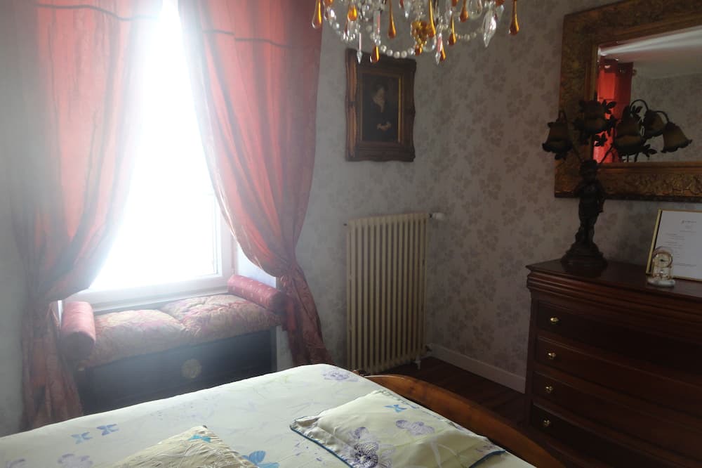Photo of Bedroom in Rosporden