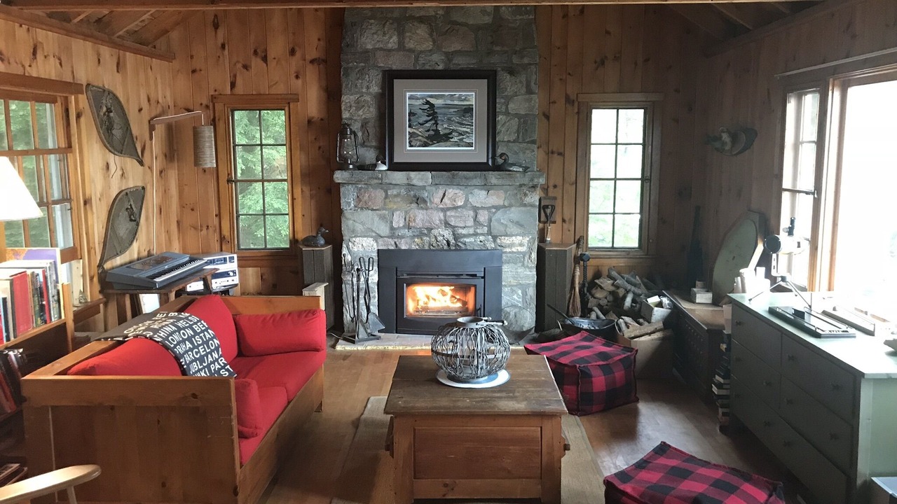 Photo of Livingroom in Georgian Bay