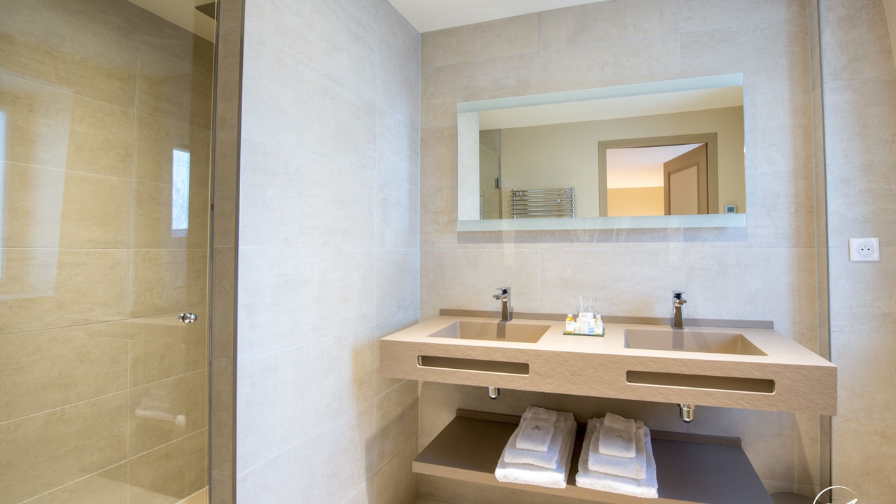 Photo of Bathroom in Epernay