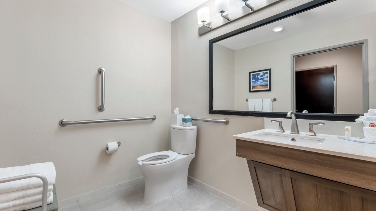 Photo of Bathroom in Portales
