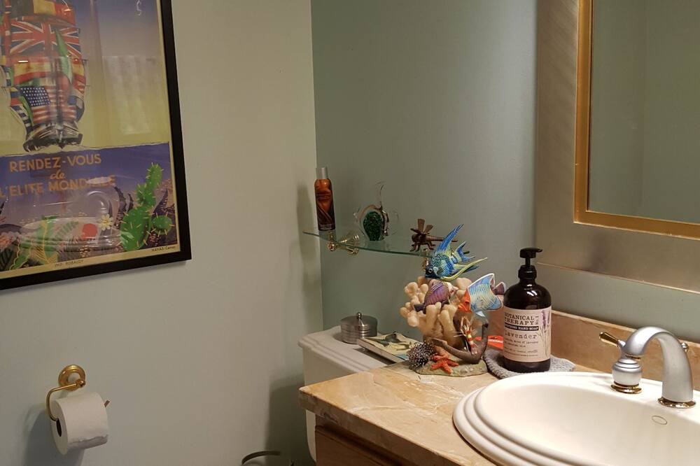 Photo of Bathroom in Homer Glen