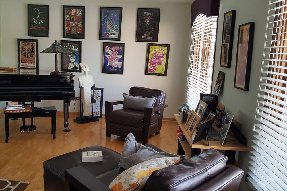 Photo of Livingroom in Homer Glen