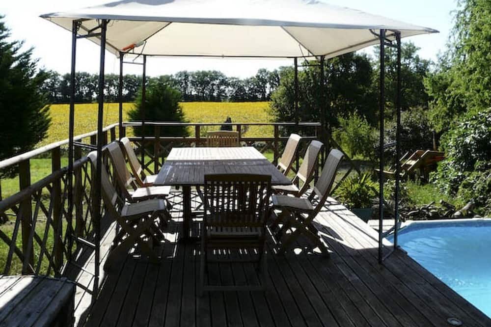 Photo of Patio Balcony in Puylaurens