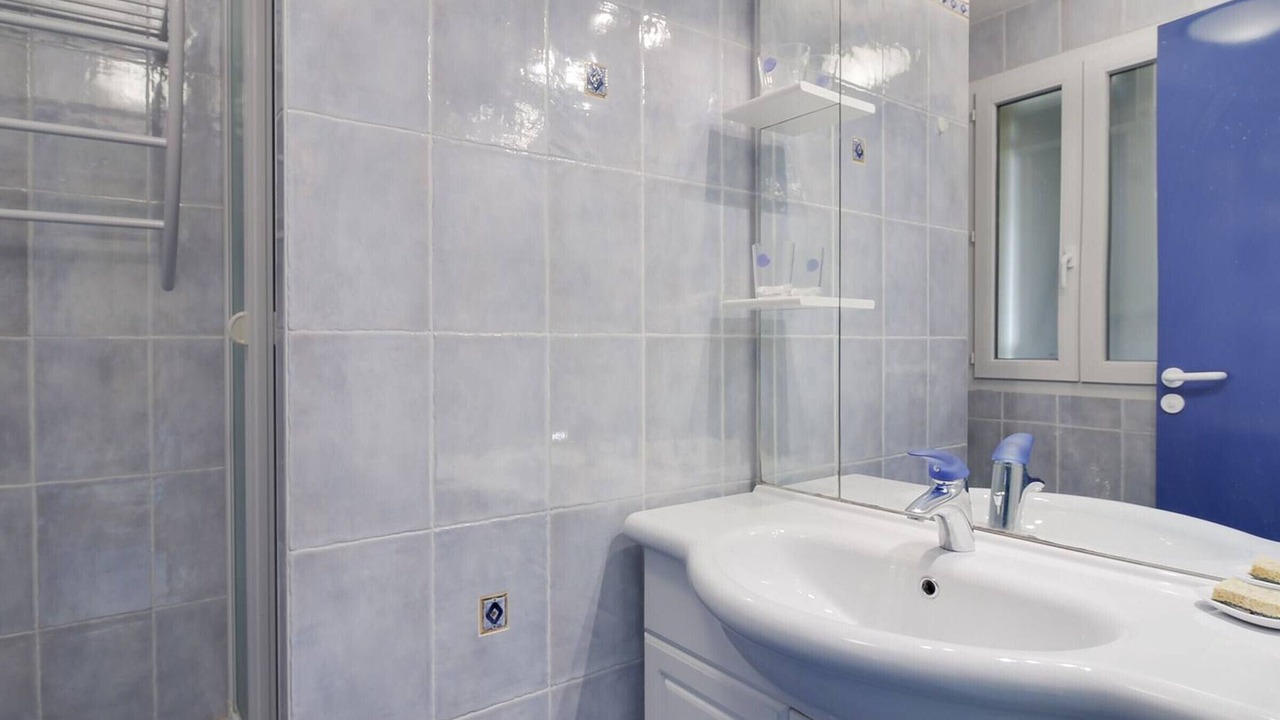 Photo of Bathroom in Esquieze-Sere