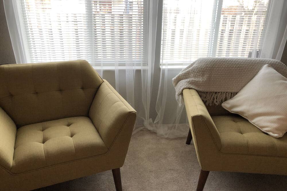 Photo of Livingroom in Edison