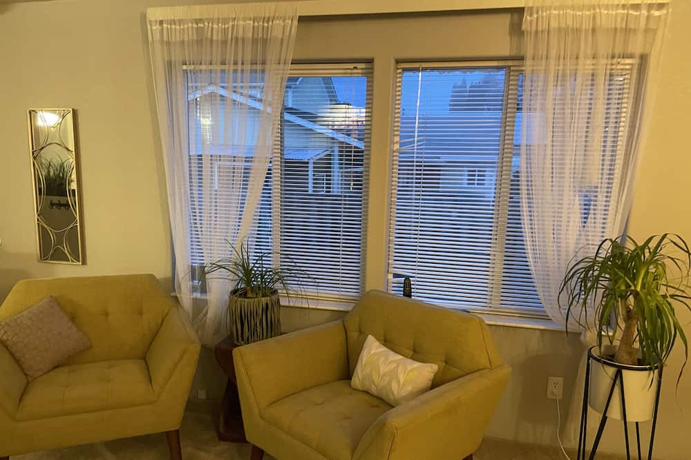 Photo of Others in Edison