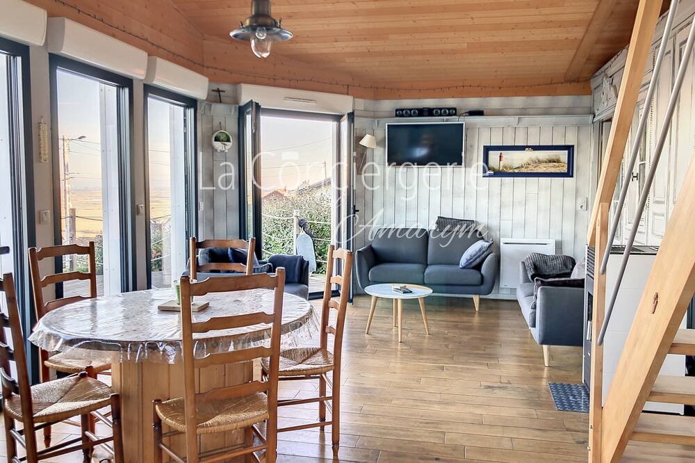 Photo of Livingroom in Ault