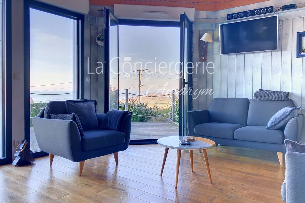 Photo of Livingroom in Ault