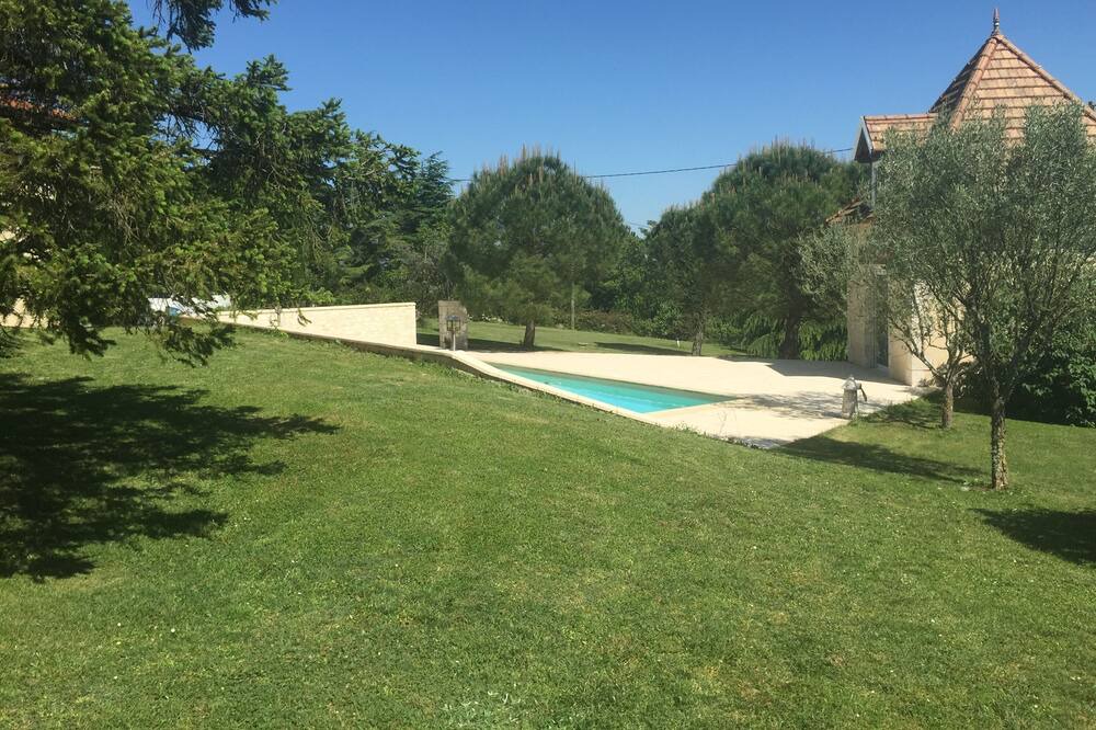 Photo of Outdoor in Auch