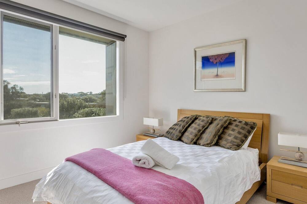 Photo of Bedroom in Portsea
