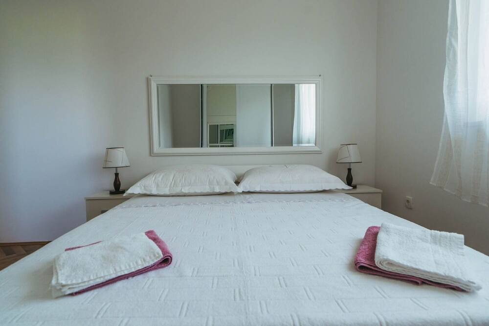 Photo of Bedroom in Prolozac