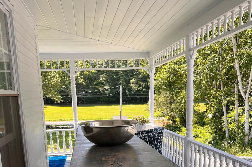 Photo of Outdoor in Westport