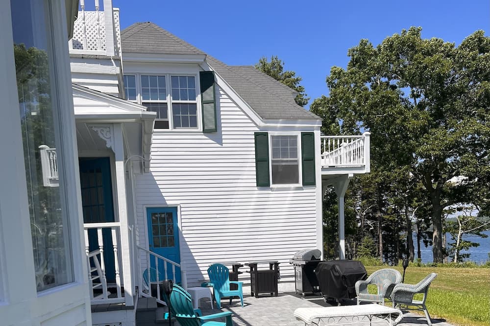 Photo of Outdoor in Westport