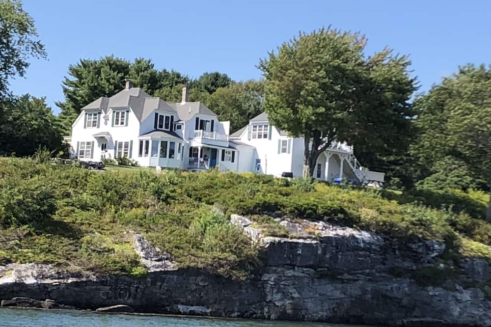 Photo of Others in Westport