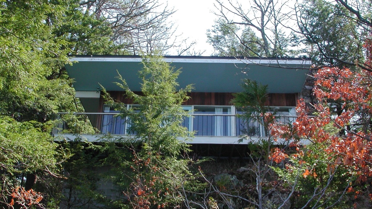 Photo of Outdoor in Putnam Station