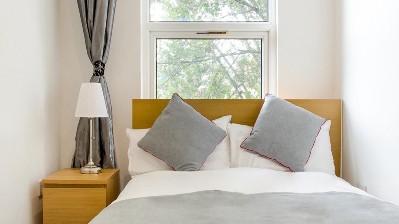 Photo of Bedroom in Southall Broadway