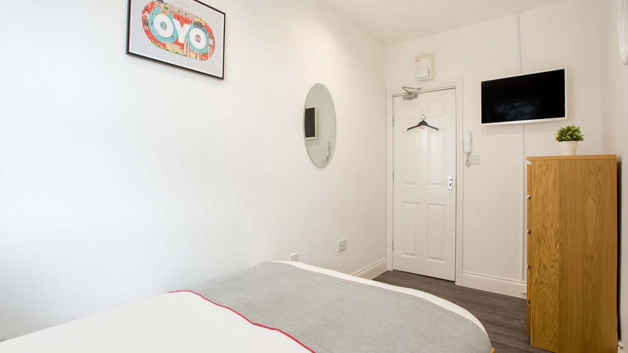 Photo of Bedroom in Southall Broadway