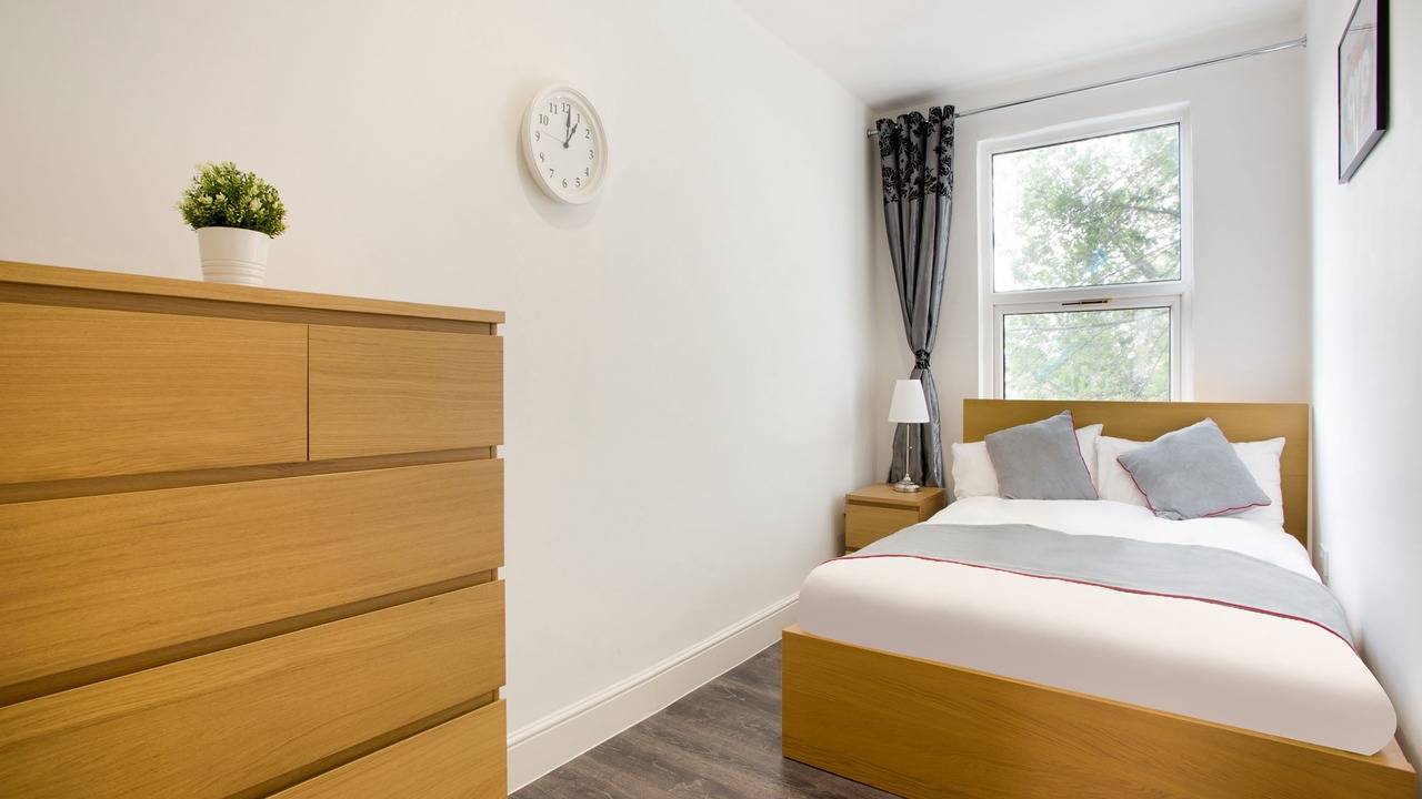 Photo of Bedroom in Southall Broadway