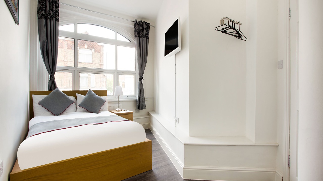 Photo of Others in Southall Broadway