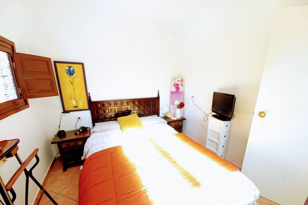 Photo of Bedroom in Masllorens