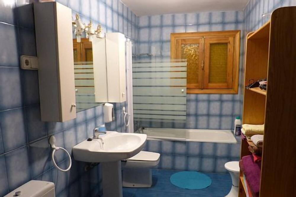 Photo of Bathroom in Huelamo
