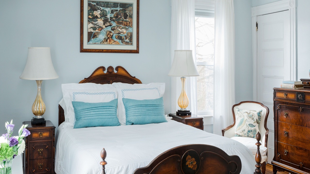 Photo of Bedroom in Jamestown