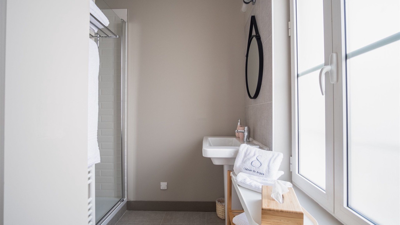 Photo of Bathroom in Lignan-de-Bordeaux