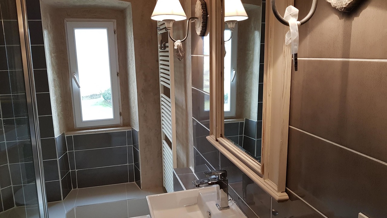 Photo of Bathroom in Apchat