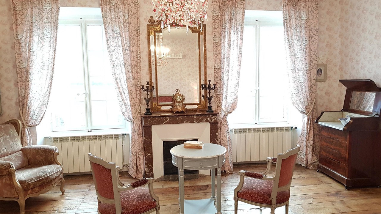 Photo of Bedroom in Apchat