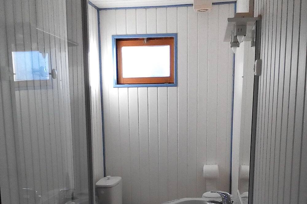 Photo of Bathroom in La Llagonne
