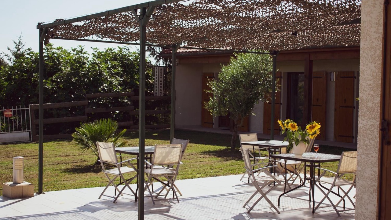 Photo of Patio Balcony in Puechoursi