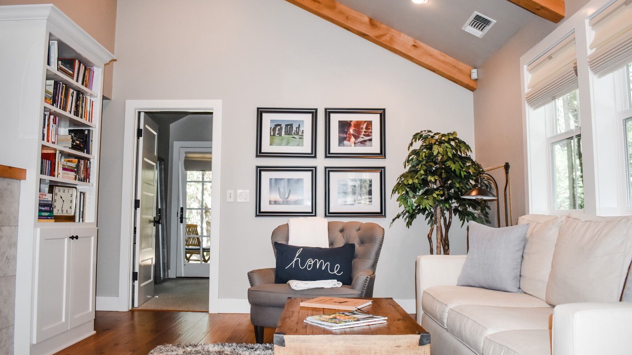 Photo of Livingroom in Nevada City