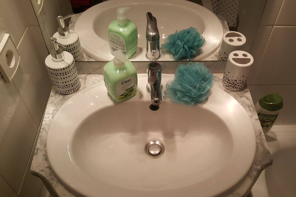 Photo of Bathroom in Montauban