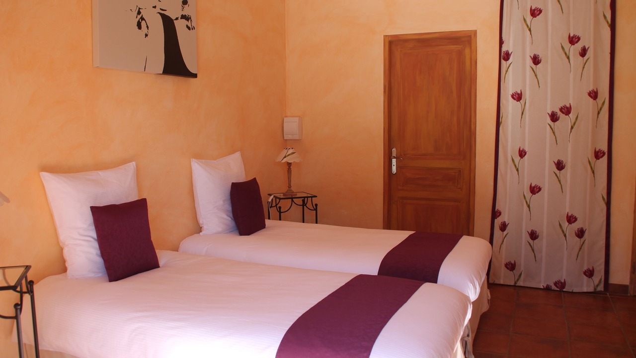 Photo of Bedroom in Tourves