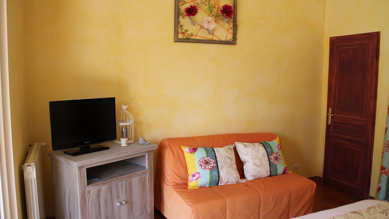 Photo of Bedroom in Tourves