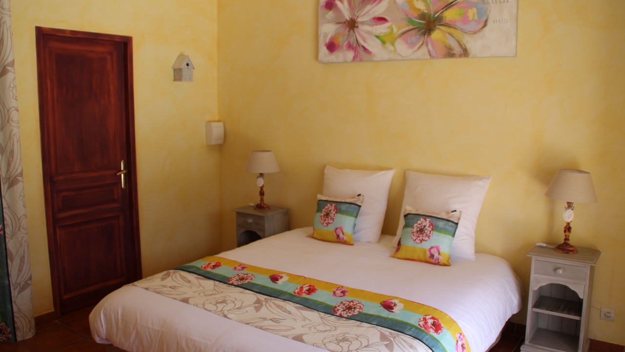 Photo of Bedroom in Tourves