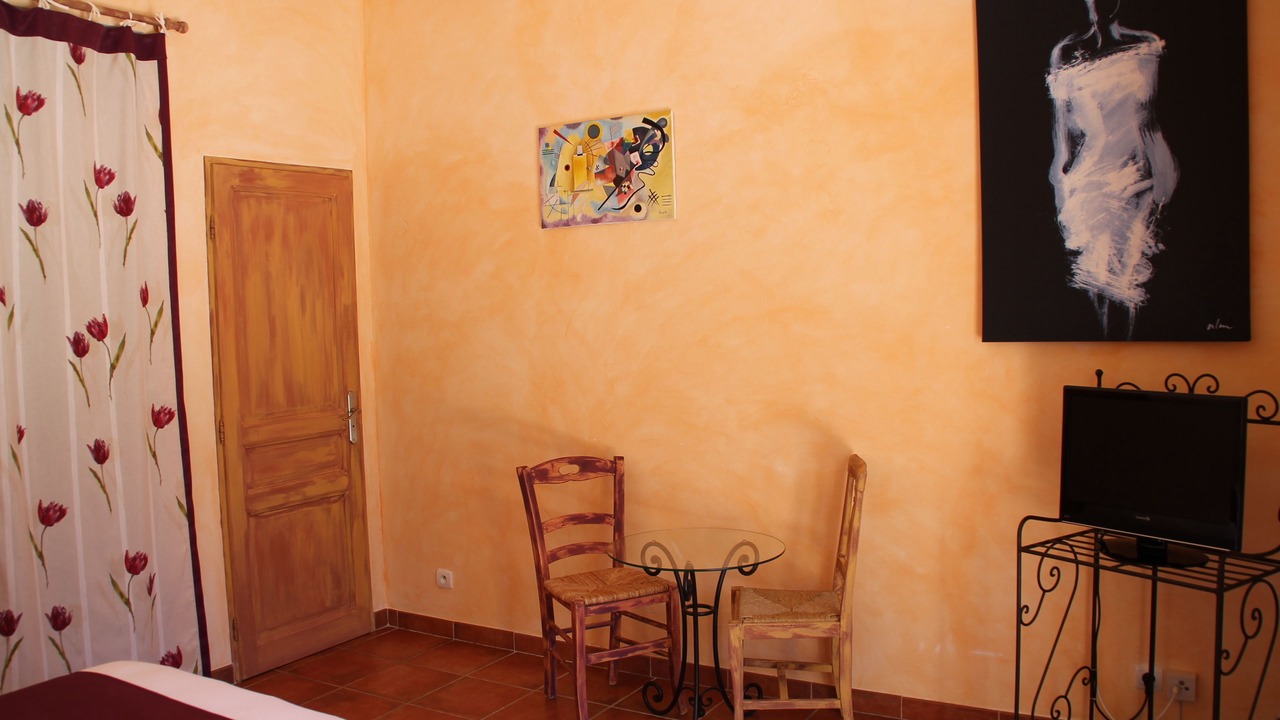 Photo of Bedroom in Tourves