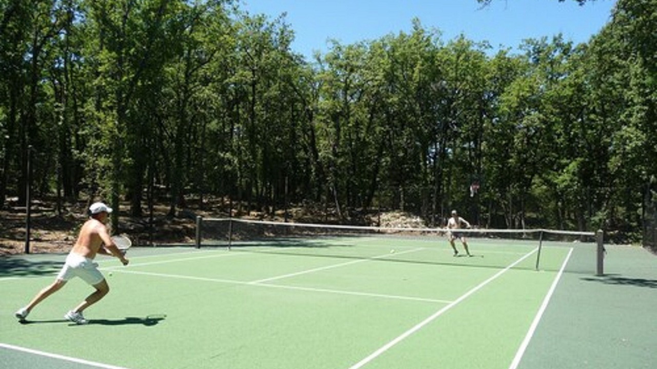 Photo of Others in Tourves