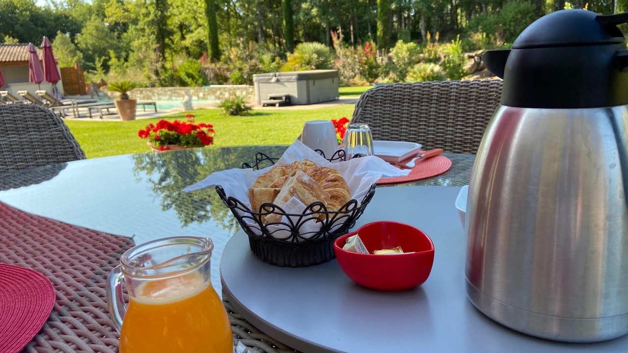 Photo of Others in Tourves