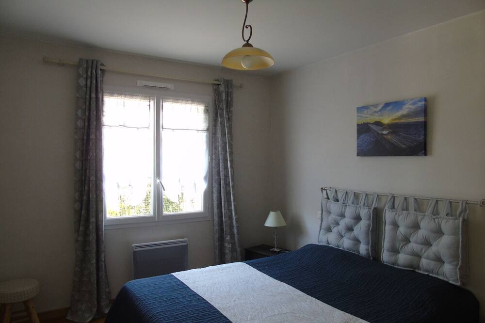 Photo of Bedroom in Saint-Jean-de-Monts