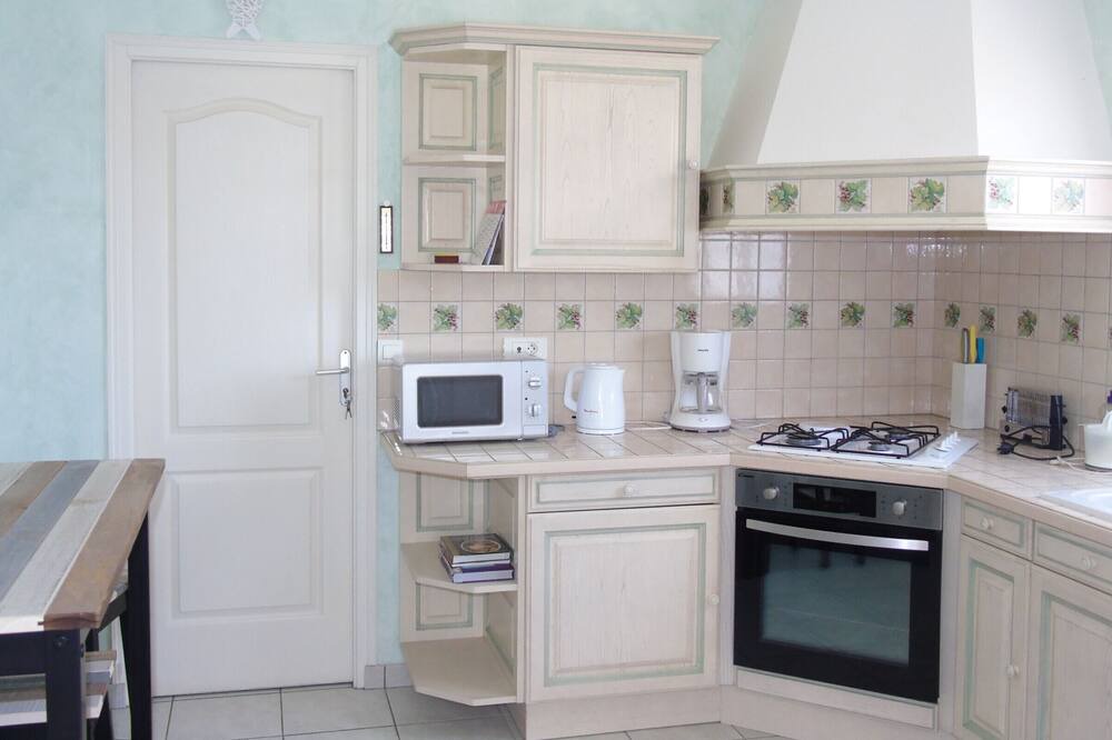 Photo of Kitchen in Saint-Jean-de-Monts