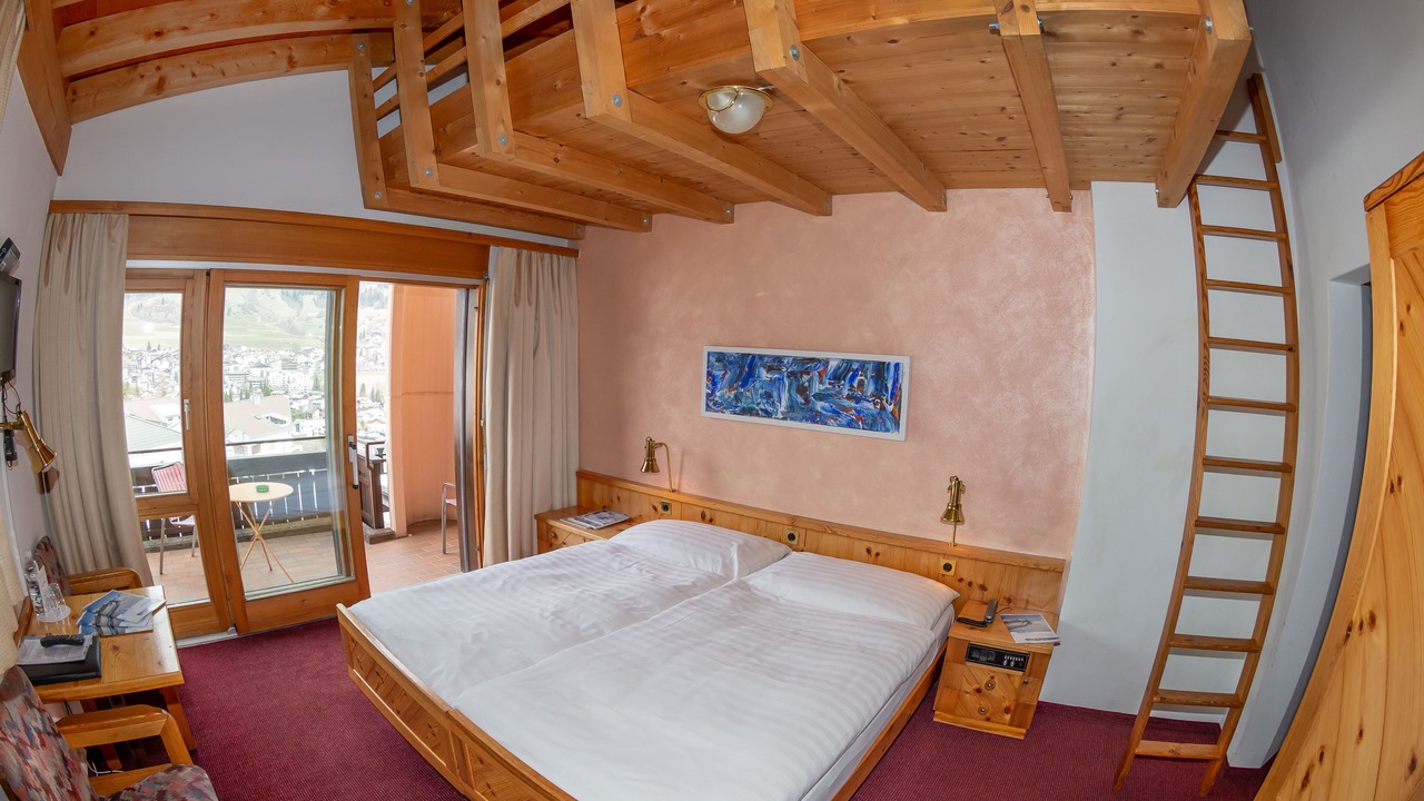 Photo of Bedroom in Flims