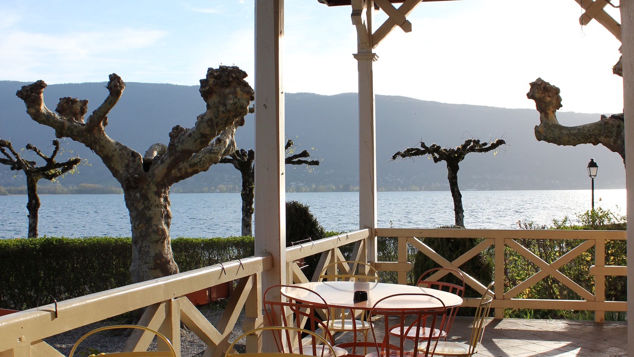 Photo of Patio Balcony in Menthon-Saint-Bernard