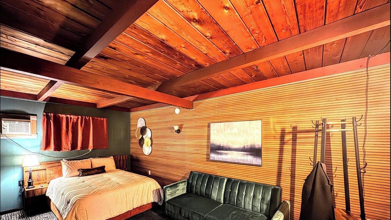 Photo of Bedroom in Charlevoix