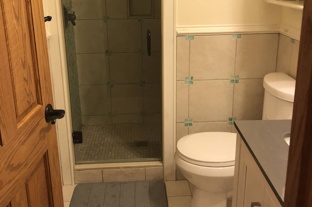 Photo of Bathroom in Sullivan