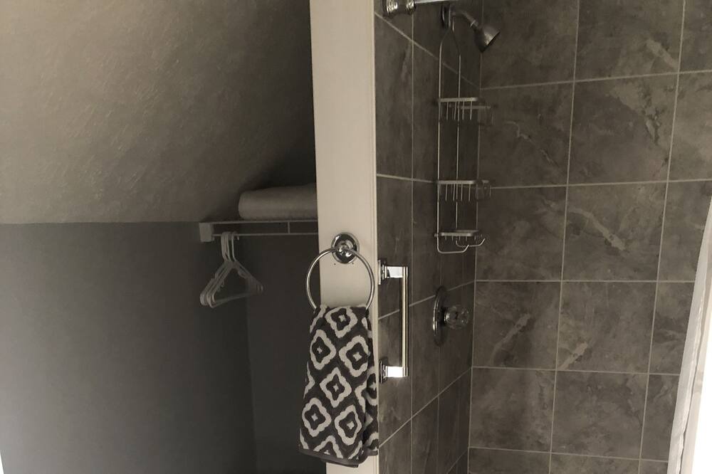 Photo of Bathroom in Sullivan