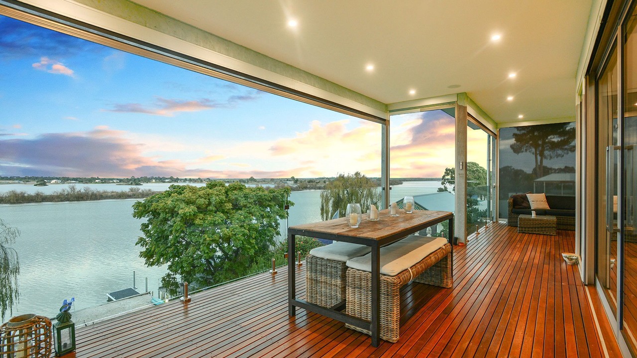 Photo of Outdoor in Wellington