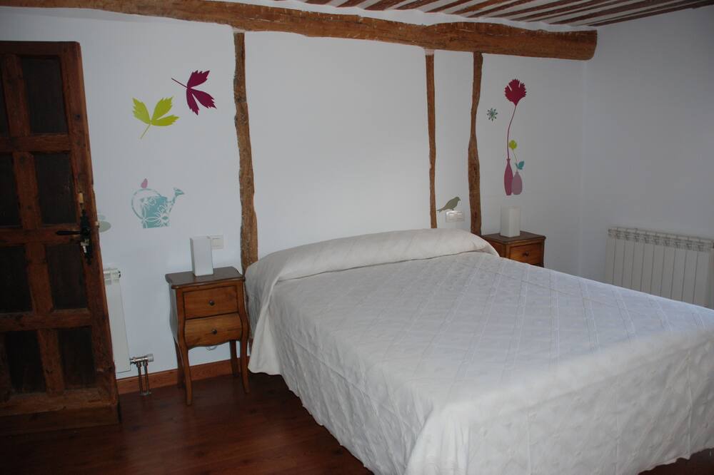 Photo of Bedroom in Sotillo de la Ribera